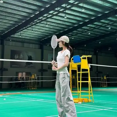 邵涵彤